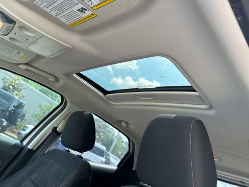 Used 2021 Ford EcoSport SE w/ SE Convenience Package FWD image 13