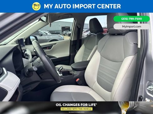 Used 2023 Toyota RAV4 Limited AWD/4WD image 14