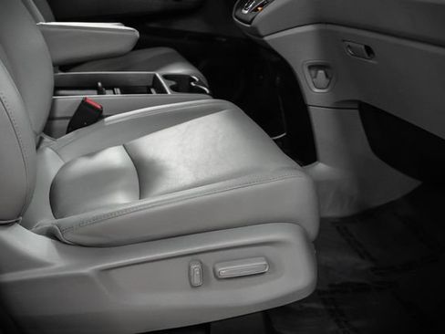 Used 2019 Honda Odyssey EX-L image 24