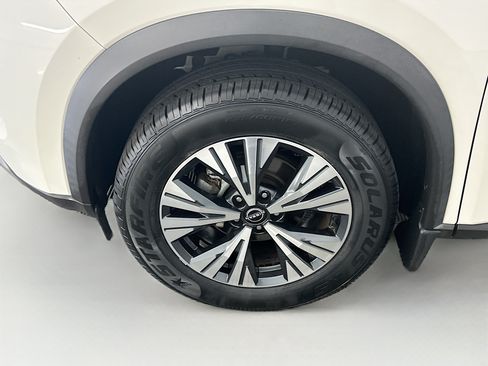 Used 2023 Nissan Rogue SV w/ SV Premium B Package AWD/4WD image 11