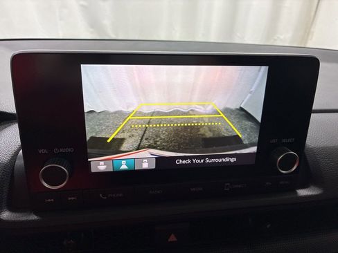 Used 2024 Honda CR-V LX image 16