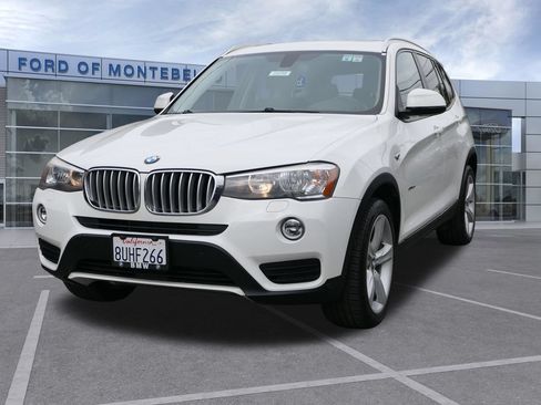 Used 2017 BMW X3 sDrive28i RWD image 7
