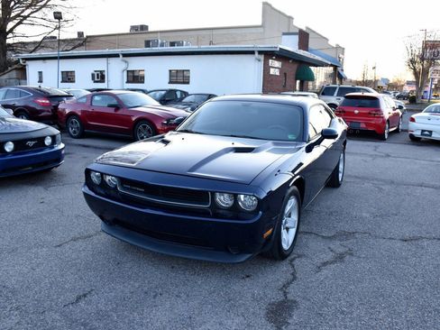 Used 2013 Dodge Challenger SXT w/ Sound Group image 2