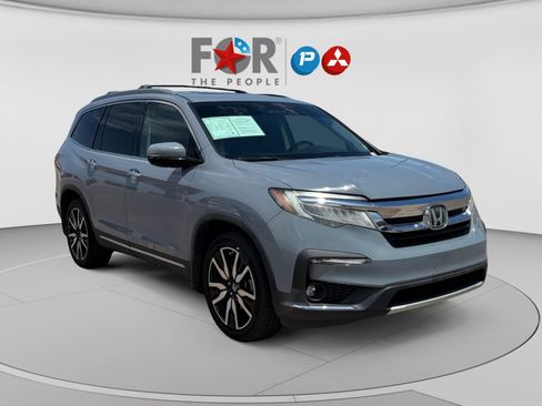 Used 2022 Honda Pilot Touring image 7