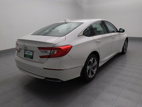 Used 2020 Honda Accord EX image 9