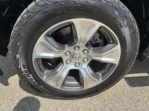 Used 2022 RAM 1500 Laramie image 9