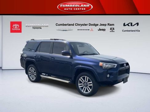 Used 2019 Toyota 4Runner SR5 image 2