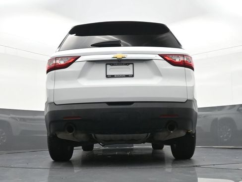 Used 2020 Chevrolet Traverse LT FWD image 26