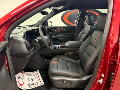 New 2026 Chevrolet Traverse RS image 11