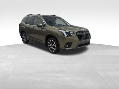 Certified 2023 Subaru Forester Limited image 32