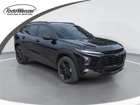 Certified 2024 Chevrolet Trax ACTIV w/ Sunroof Package FWD image 1
