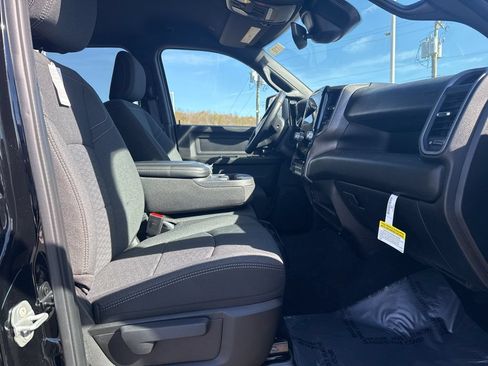 New 2026 RAM 2500 Tradesman AWD/4WD image 12