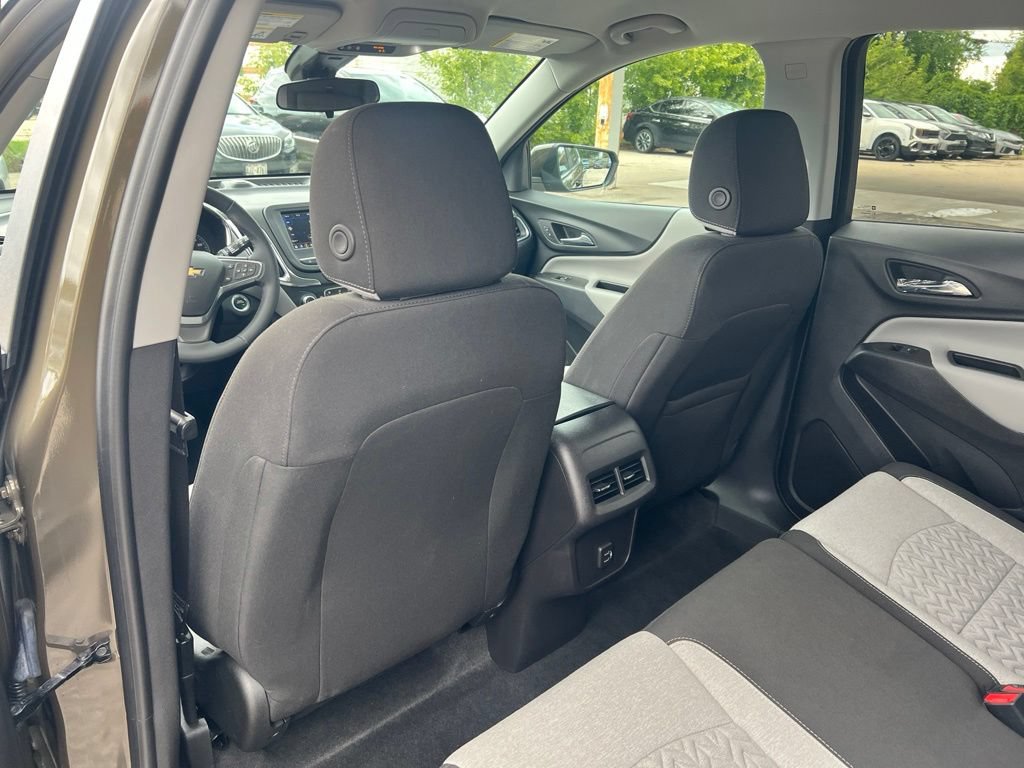 Used 2024 Chevrolet Equinox LT AWD/4WD image 9