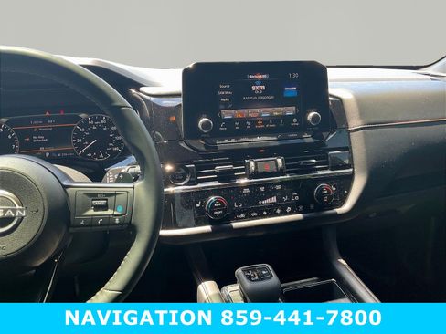 Used 2025 Nissan Pathfinder Rock Creek AWD/4WD image 9