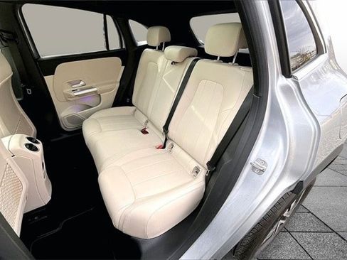 Certified 2025 Mercedes-Benz GLA 250 4MATIC image 25