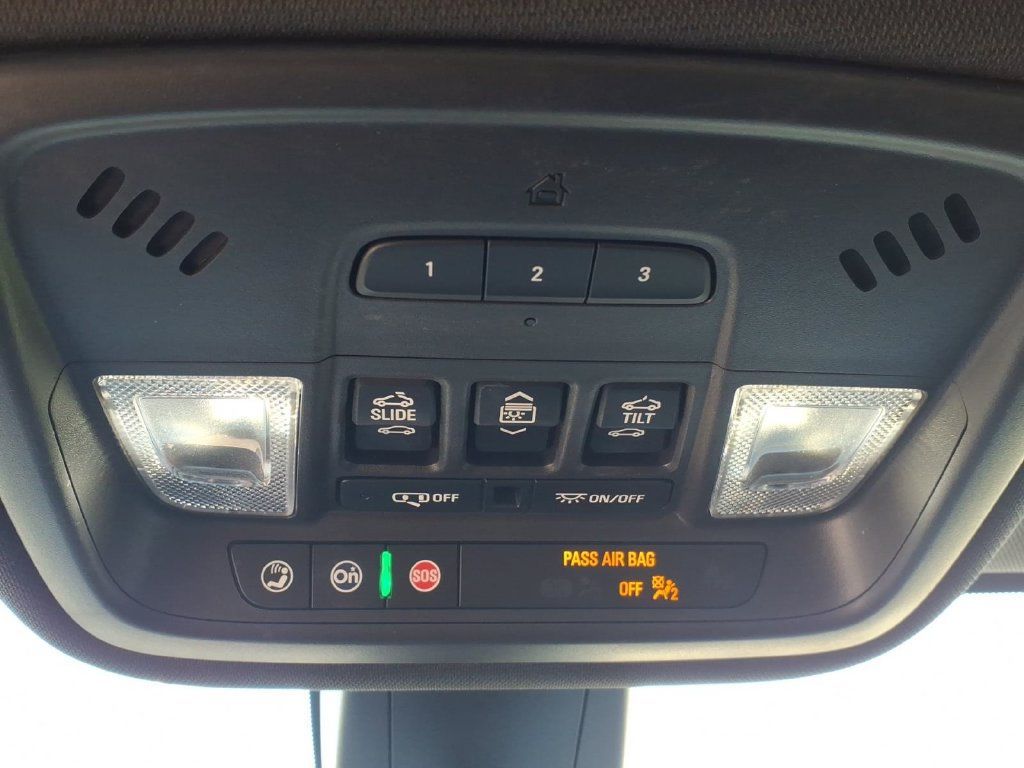 Used 2023 Chevrolet Traverse RS w/ LPO, Floor Liner Package AWD/4WD image 26
