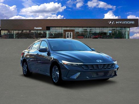 New 2026 Hyundai Elantra SEL Sport Premium FWD image 11