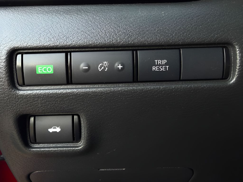 Used 2020 Nissan Sentra SV w/ Trunk Package FWD image 15