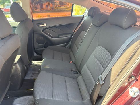 Used 2018 Kia Forte LX FWD image 17
