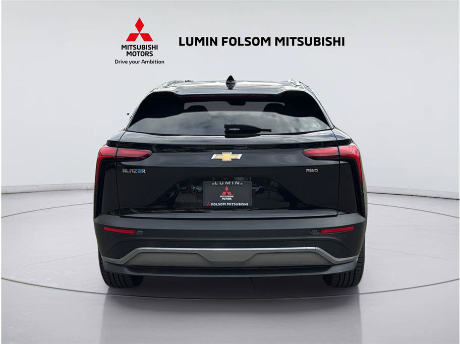 Used 2024 Chevrolet Blazer EV LT AWD/4WD image 4
