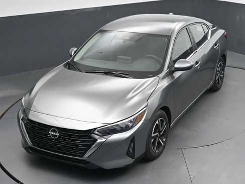 Certified 2024 Nissan Sentra SV image 26