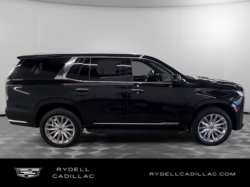 Used 2023 Cadillac Escalade Premium Luxury AWD/4WD image 6