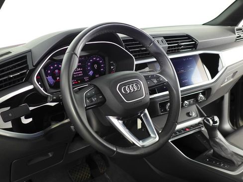 Used 2022 Audi Q3 2.0T Premium w/ Convenience Package image 31