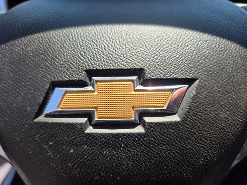 Used 2020 Chevrolet Malibu LT FWD image 33