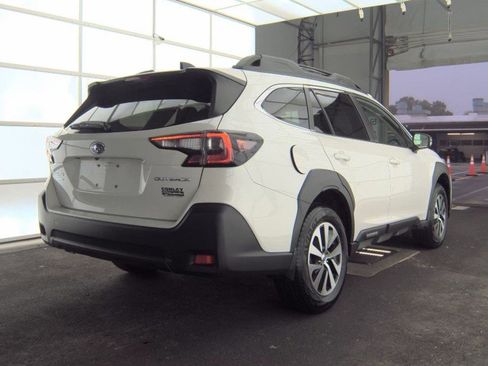 Used 2023 Subaru Outback Premium image 2