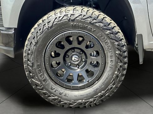 Used 2020 Chevrolet Silverado 1500 LT Trail Boss AWD/4WD image 24