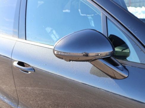 New 2026 Porsche Macan image 15