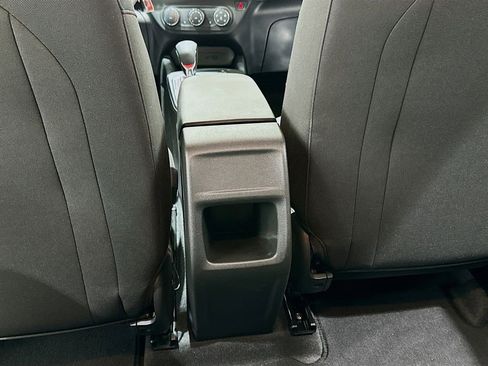 Certified 2026 Chevrolet Trax RS w/ Sunroof Package image 27