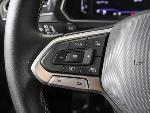 Used 2023 Volkswagen Tiguan SEL R-Line image 30