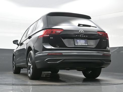 Used 2022 Volkswagen Tiguan SE AWD/4WD image 31