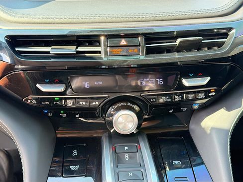 Used 2023 Acura MDX SH-AWD w/ Advance Package image 32