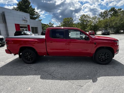New 2026 Nissan Frontier SV w/ Tow Package AWD/4WD image 8
