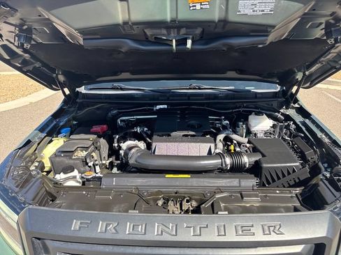 Used 2023 Nissan Frontier PRO-4X w/ Pro-4X Premium Package AWD/4WD image 19