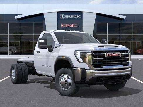 New 2026 GMC Sierra 3500 Pro w/ Convenience Package AWD/4WD image 32