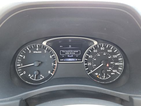 Used 2020 Nissan Pathfinder Platinum image 14