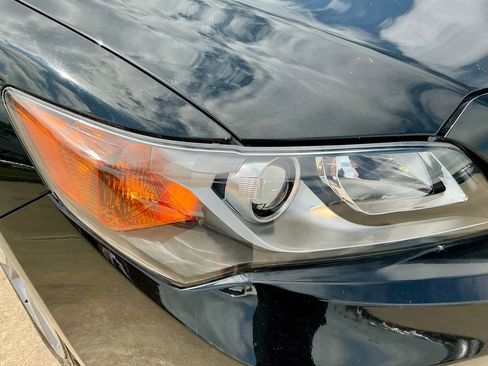 Used 2014 Acura ILX w/ Premium Package image 8