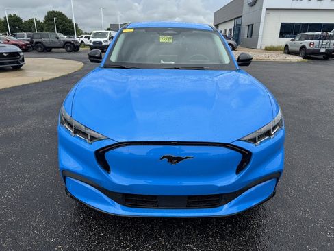 Used 2024 Ford Mustang Mach-E Premium image 8