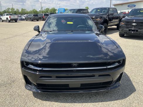 New 2026 Dodge Charger R/T AWD/4WD image 3