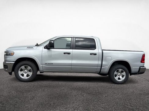 New 2026 RAM 1500 4x4 Crew Cab image 2
