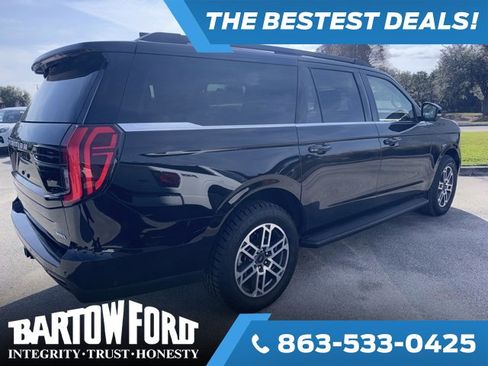 Used 2025 Ford Expedition Max Active image 5