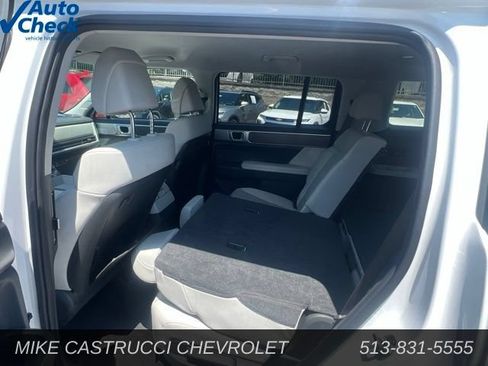 Used 2026 Hyundai Santa Fe SEL AWD/4WD image 7