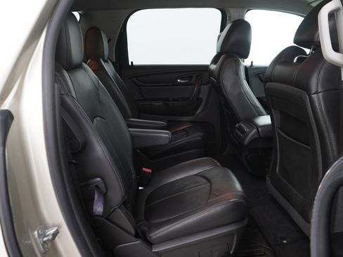 Used 2014 GMC Acadia SLT image 14