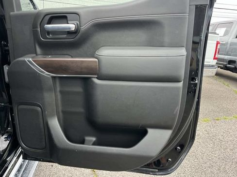 Used 2021 GMC Sierra 1500 SLT w/ SLT Premium Plus Package AWD/4WD image 26