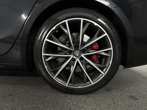 Used 2019 Maserati Ghibli S GranLusso AWD/4WD image 12