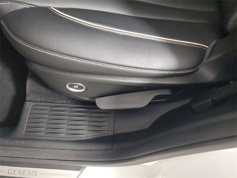 Used 2023 Genesis GV80 3.5T Advanced + w/ Advanced Package image 14