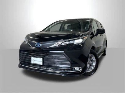 Used 2024 Toyota Sienna XLE